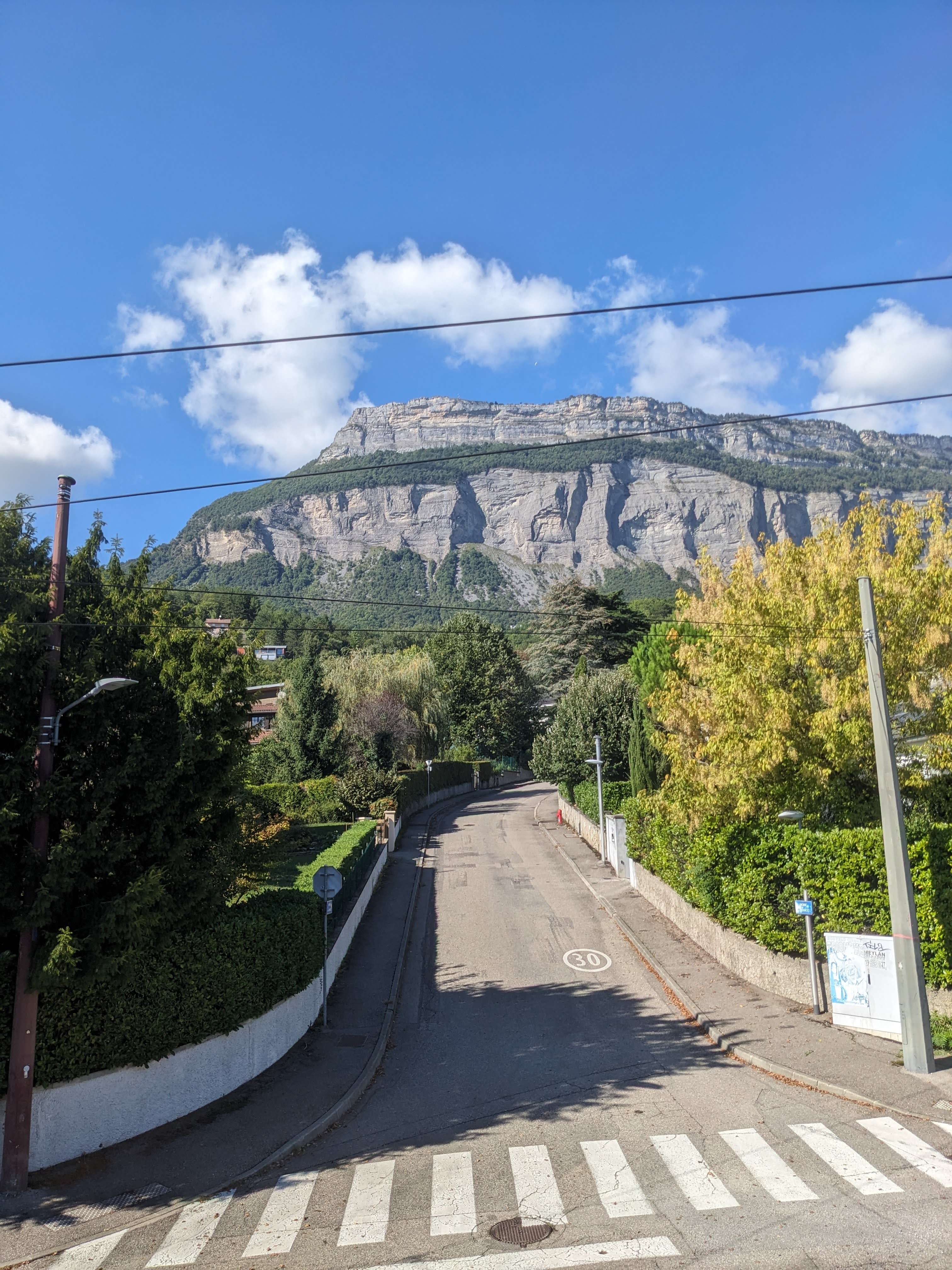 Vue de la fenêtre du premier étage